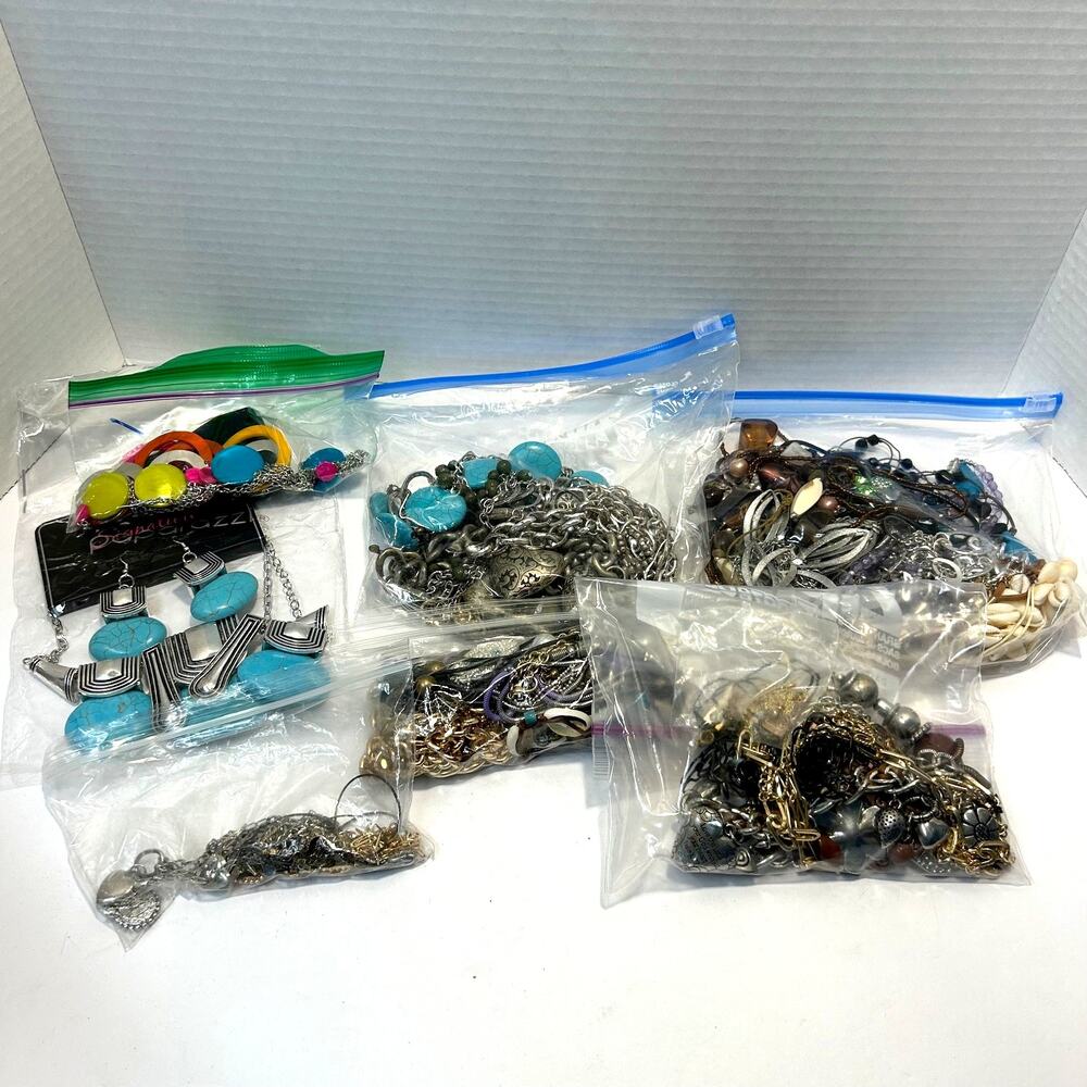Assorted Necklaces‎ Lot of 46
